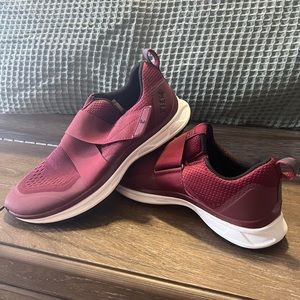 Tiem Cycle Shoes with clips